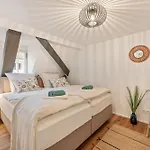 Apartman Lubunest L Altstadt Stellplatz Bluehendes Barock *