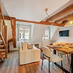 Lubunest L Altstadt Stellplatz Bluehendes Barock Apartman *