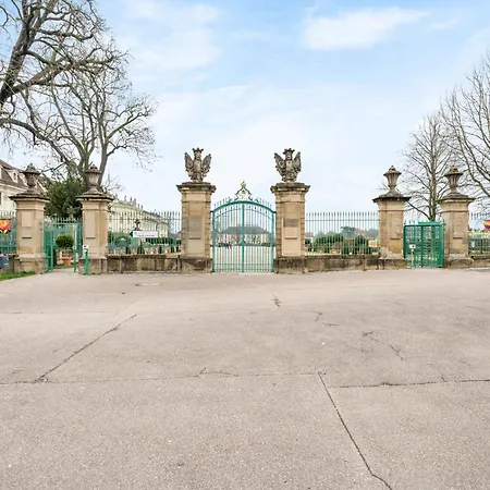 Appartamento Lubunest Altstadt Stellplatz Bluehendes Barock *